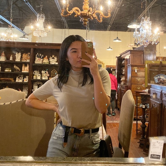 Zara soft mock neck shirt- fits like a Medium - Picture 3 of 3